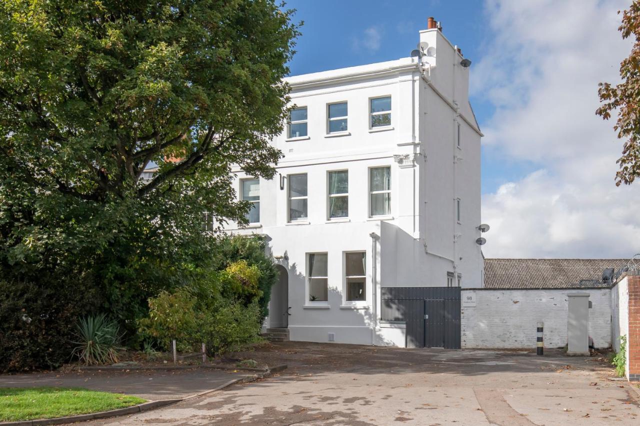 Apartamento Prestbury Road Cheltenham Exterior foto